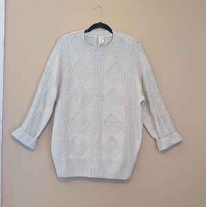 Kyodan Women's Cable Knit Sweater - Soft Gray